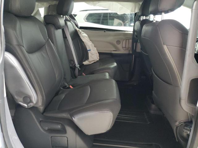 2023 TOYOTA SIENNA LE 5TDKRKEC1PS151630