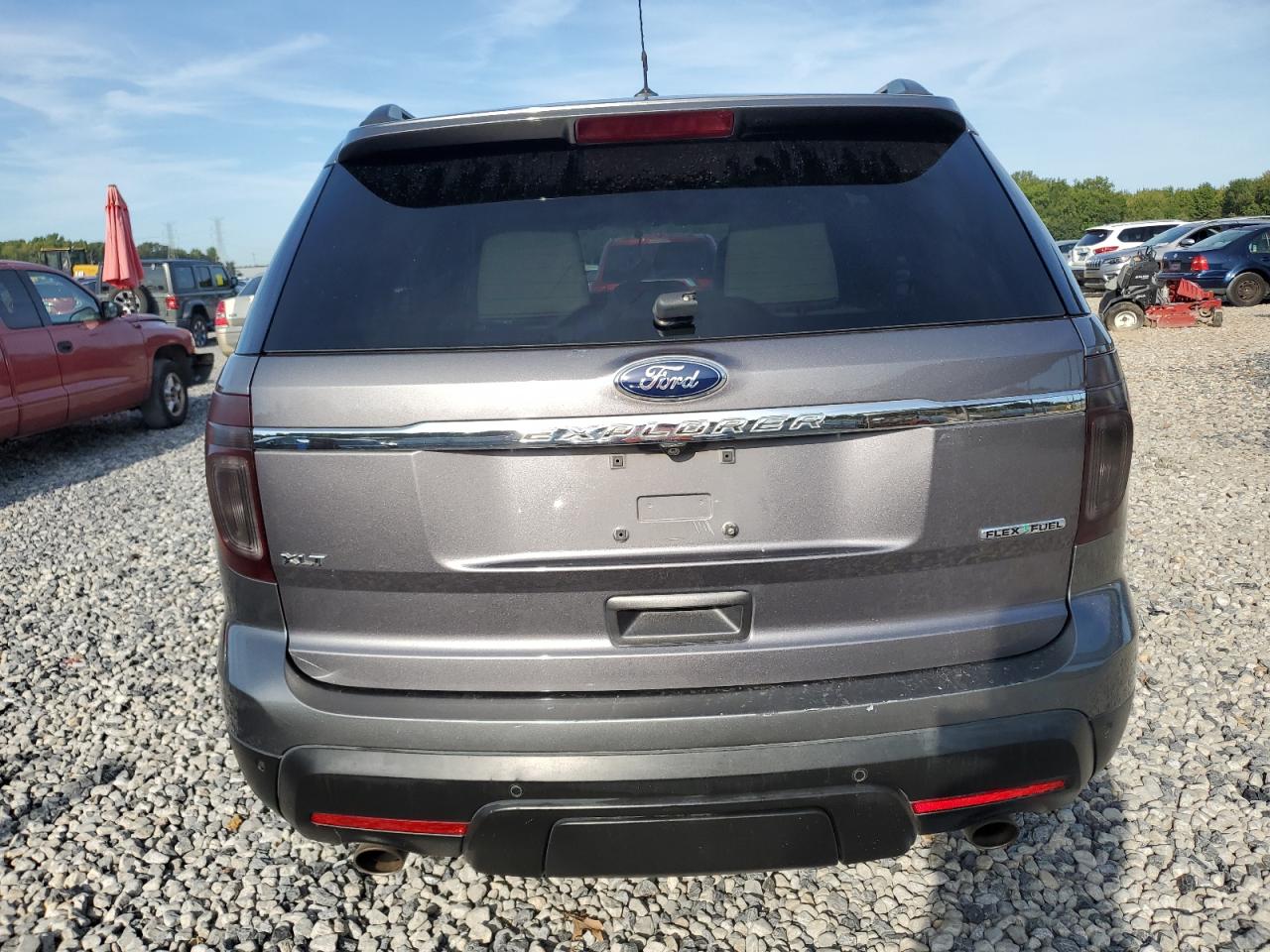 FORD EXPLORER XLT
