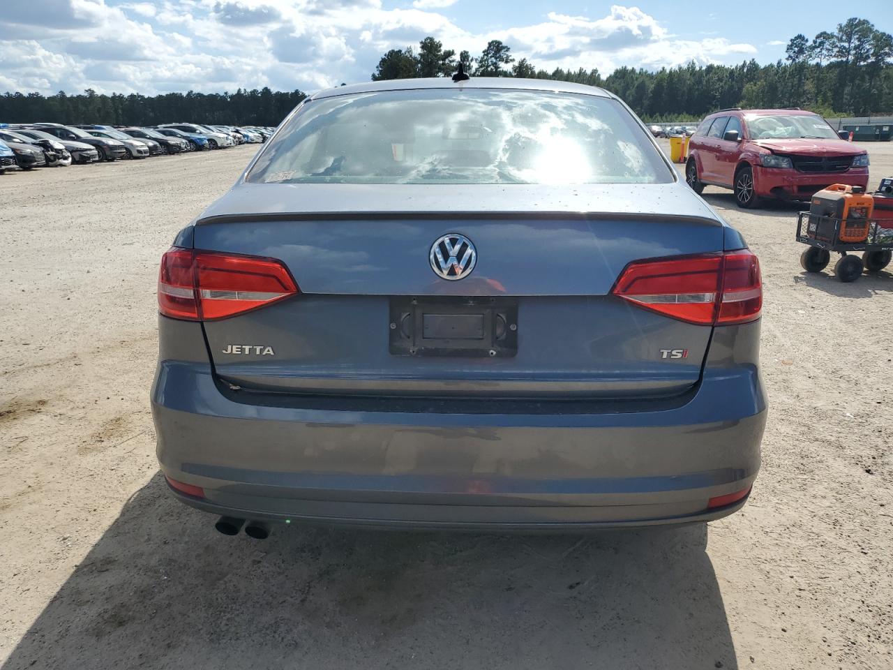 Lot #3303679931 2015 VOLKSWAGEN JETTA SE