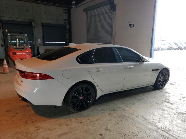 2016 JAGUAR XF S SAJBG4BVXGCY05583