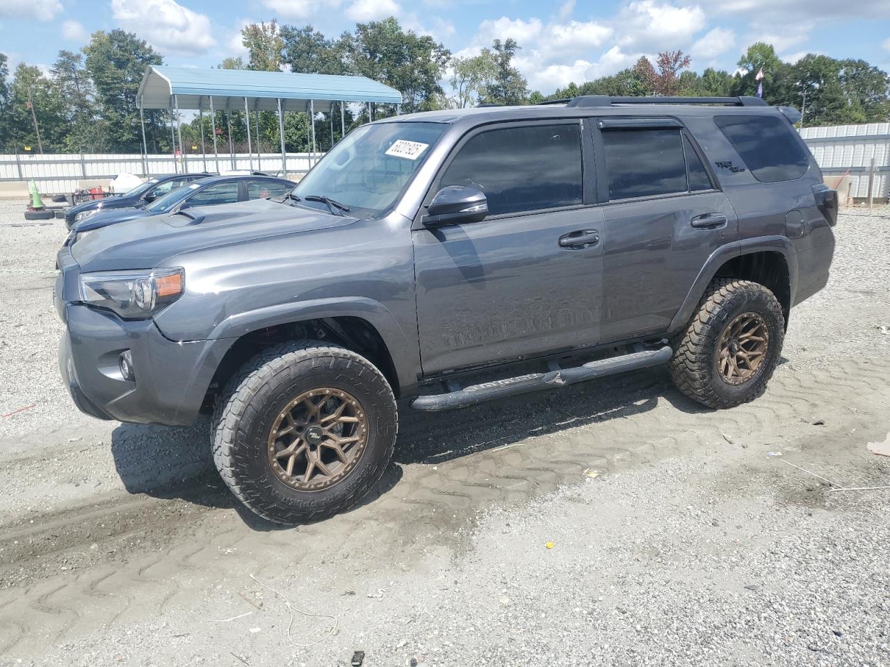 TOYOTA 4RUNNER SE