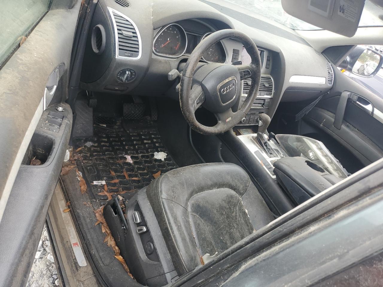 AUDI Q7 PREMIUM PLUS