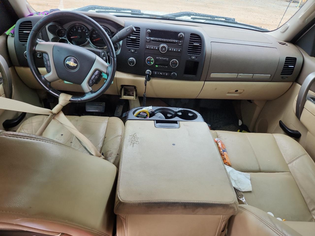 CHEVROLET SILVERADO K1500 LT