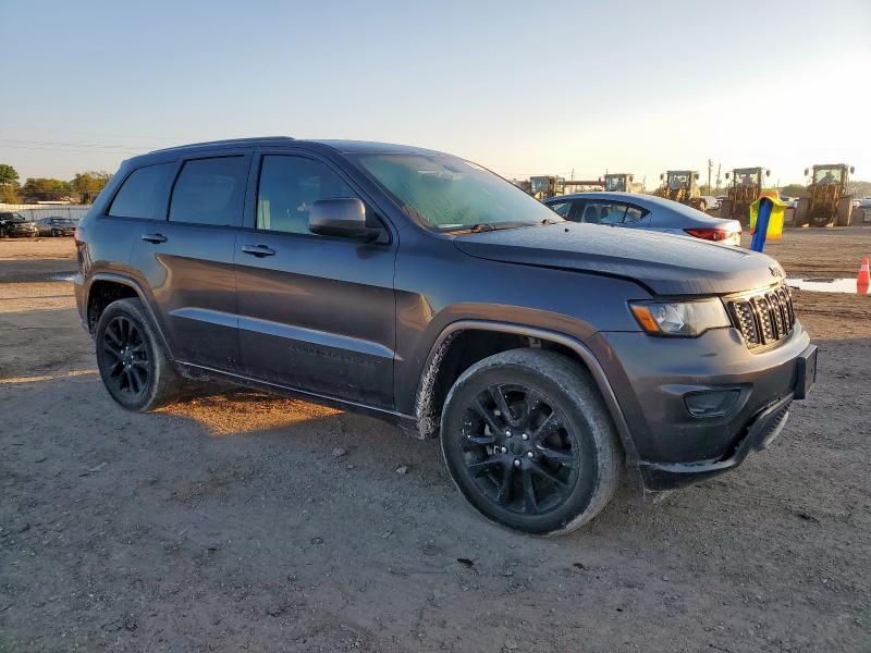 2018 JEEP GRAND CHER - 1C4RJEAG7JC149356