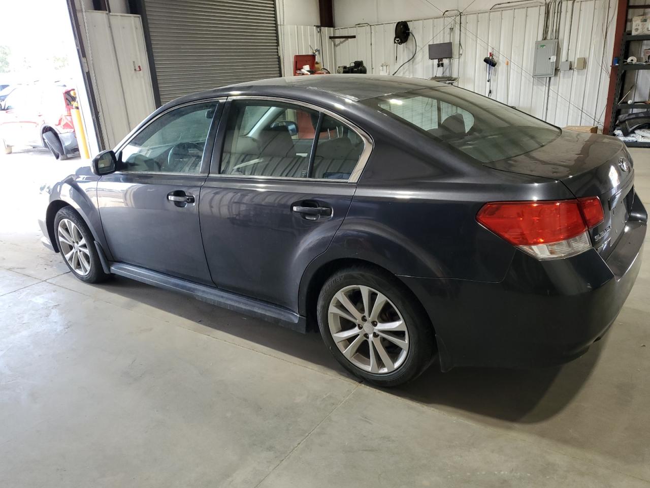 SUBARU LEGACY 2.5I PREMIUM