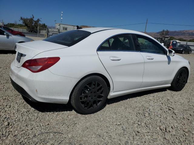 2018 MERCEDES-BENZ CLA 250 WDDSJ4EB5JN677109