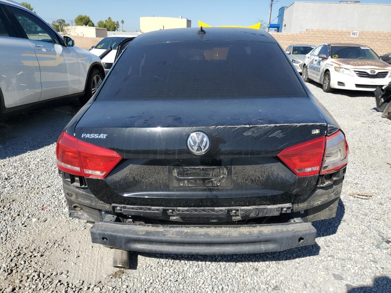 Lot #3309635073 2013 VOLKSWAGEN PASSAT SE