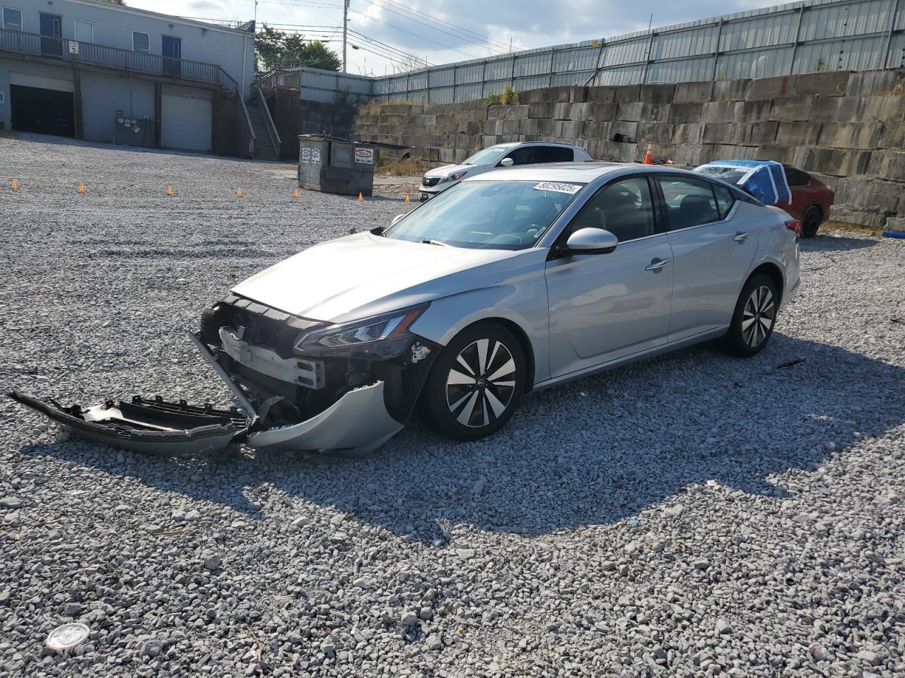  Salvage Nissan Altima