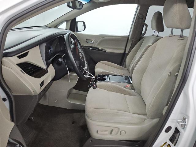 2017 TOYOTA SIENNA XLE 5TDYZ3DC6HS826178