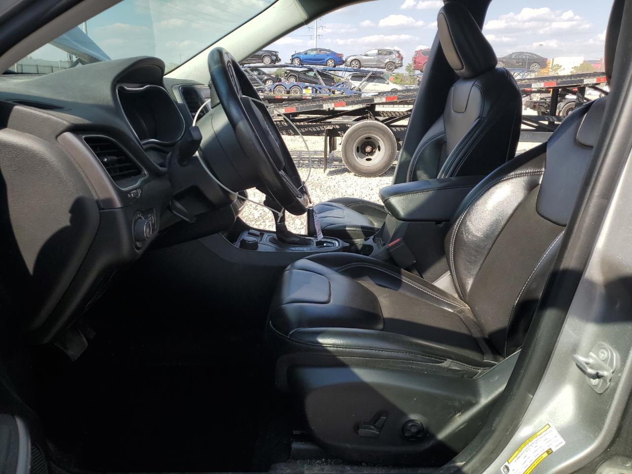 JEEP GRAND CHEROKEE LATITUDE PLUS