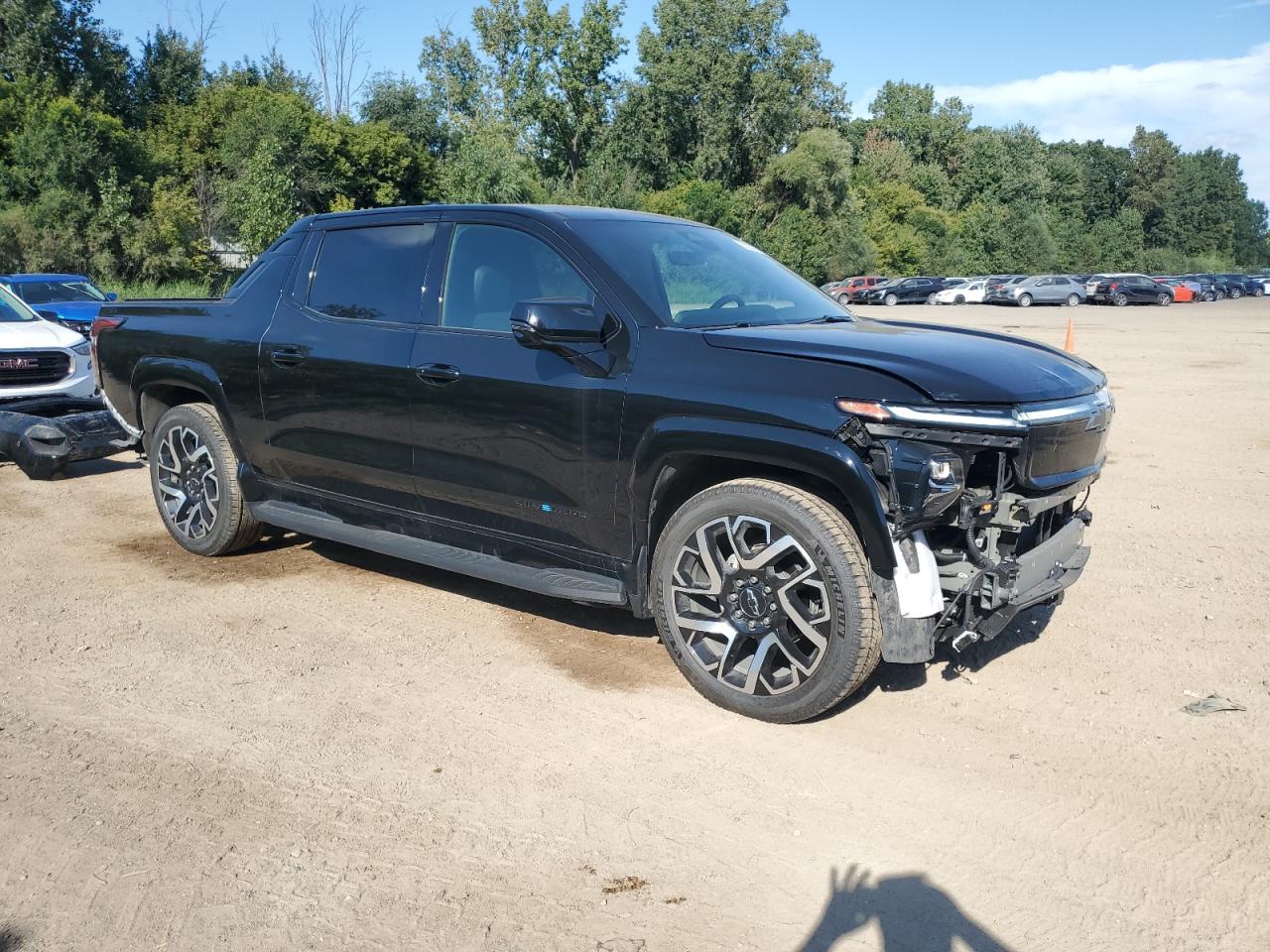 CHEVROLET SILVERADO RST