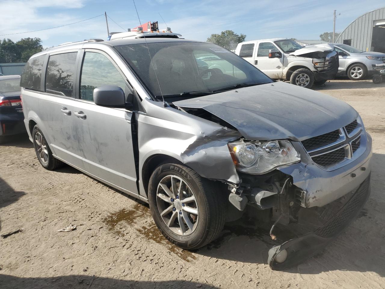 CHRYSLER TOWN & COUNTRY TOURING