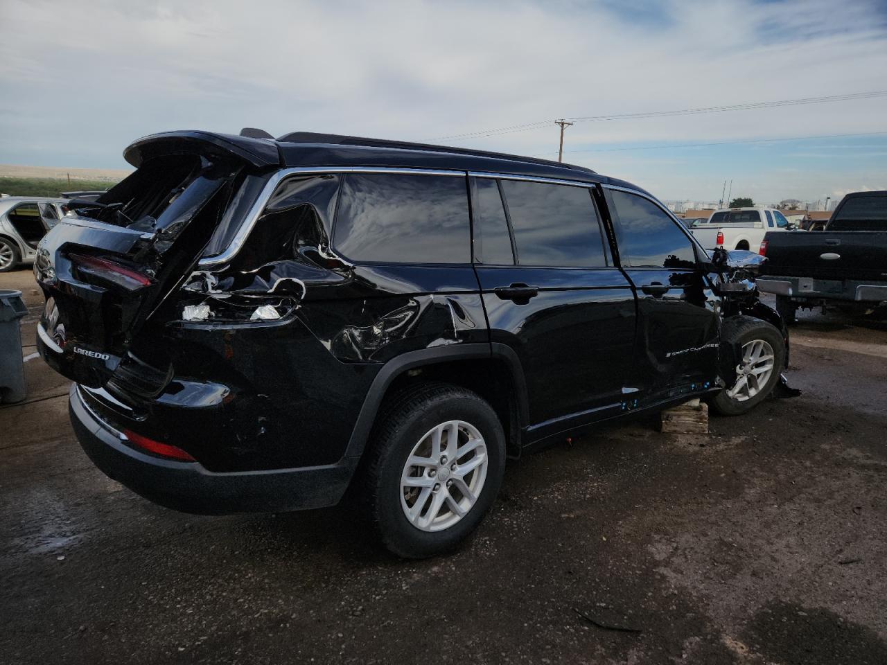 JEEP GRAND CHEROKEE L LAREDO