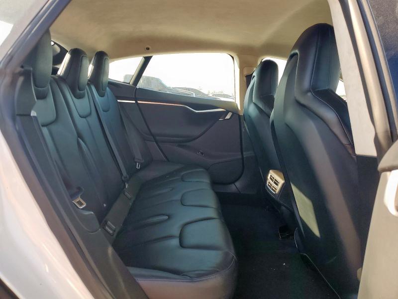 2015 TESLA MODEL S 5YJSA1E25FF101180