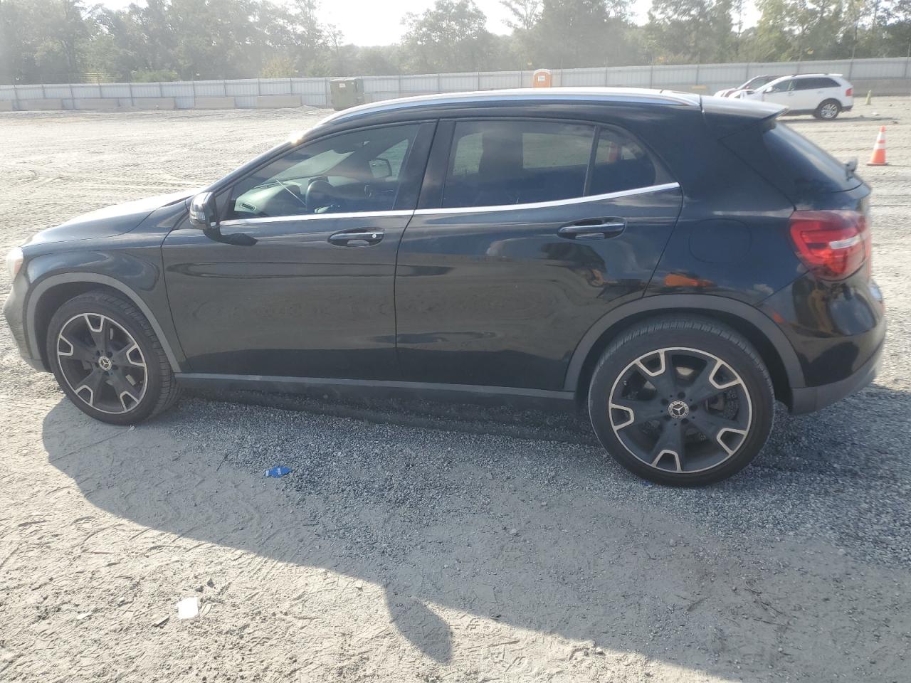 MERCEDES-BENZ GLA-CLASS 250