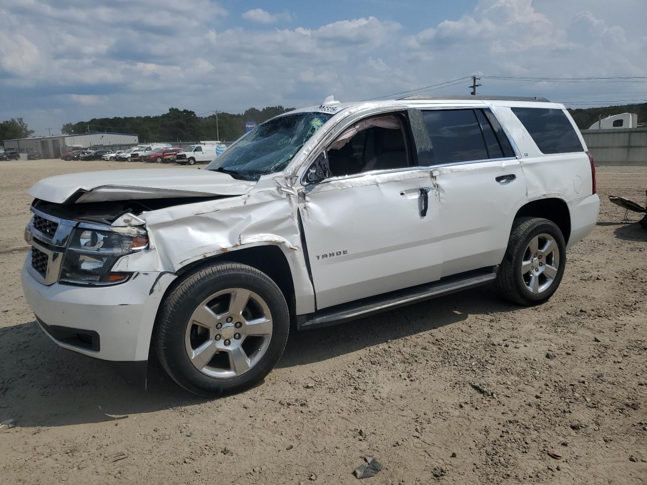 CHEVROLET TAHOE K1500 LT