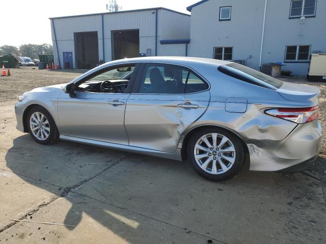 2018 TOYOTA CAMRY L 4T1B11HK1JU063812