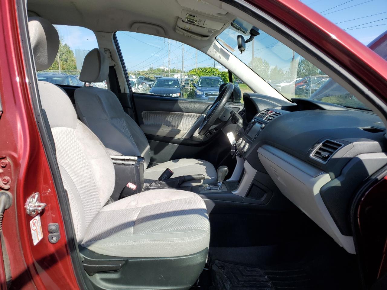 Lot #3240105549 2018 SUBARU FORESTER 2