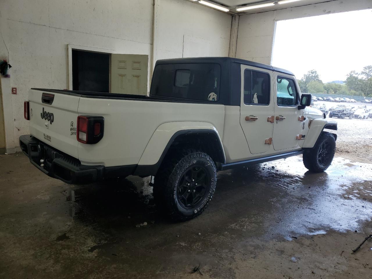 JEEP GLADIATOR SPORT