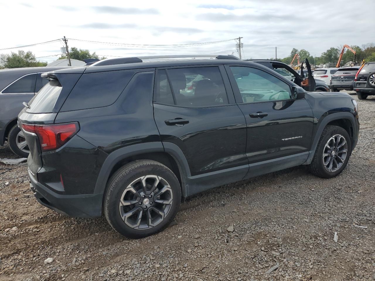 GMC TERRAIN ELEVATION