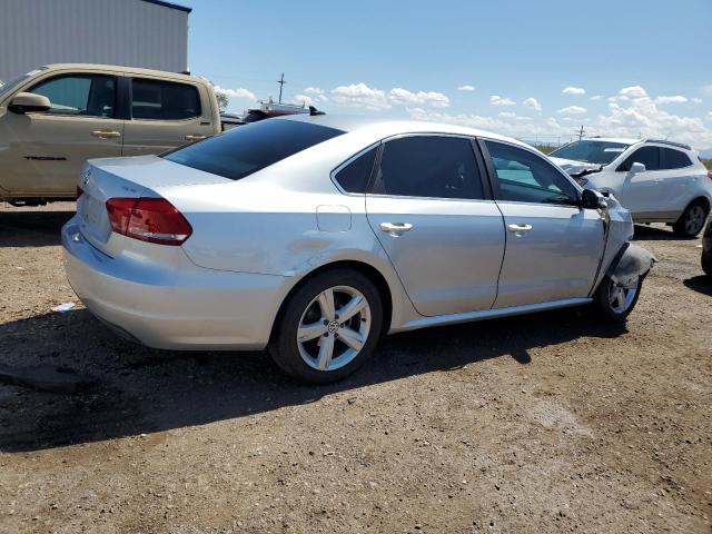 2015 VOLKSWAGEN PASSAT SE 1VWBT7A33FC026646
