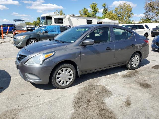 NISSAN VERSA S