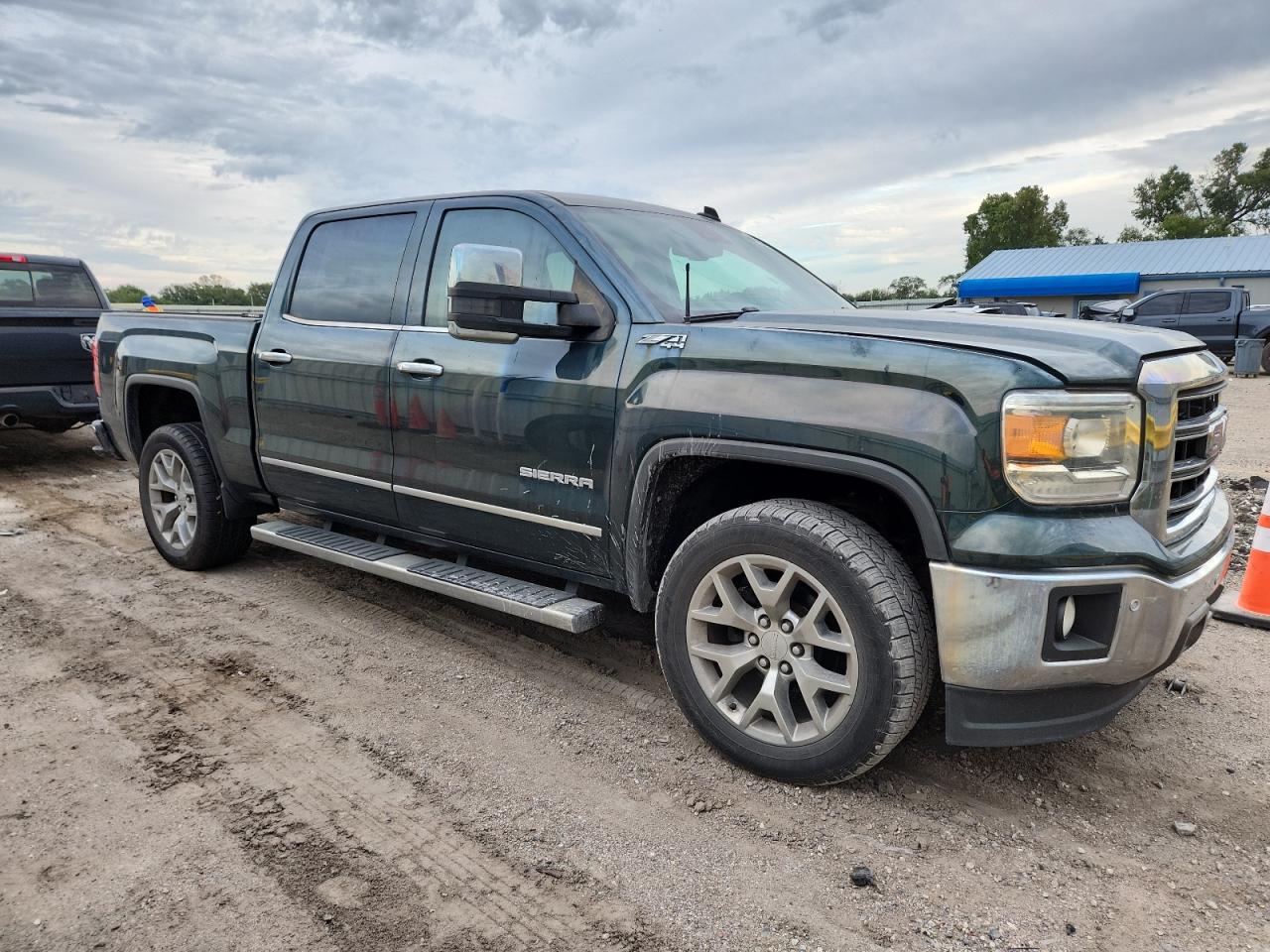 GMC SIERRA 1500 K1500 SLT