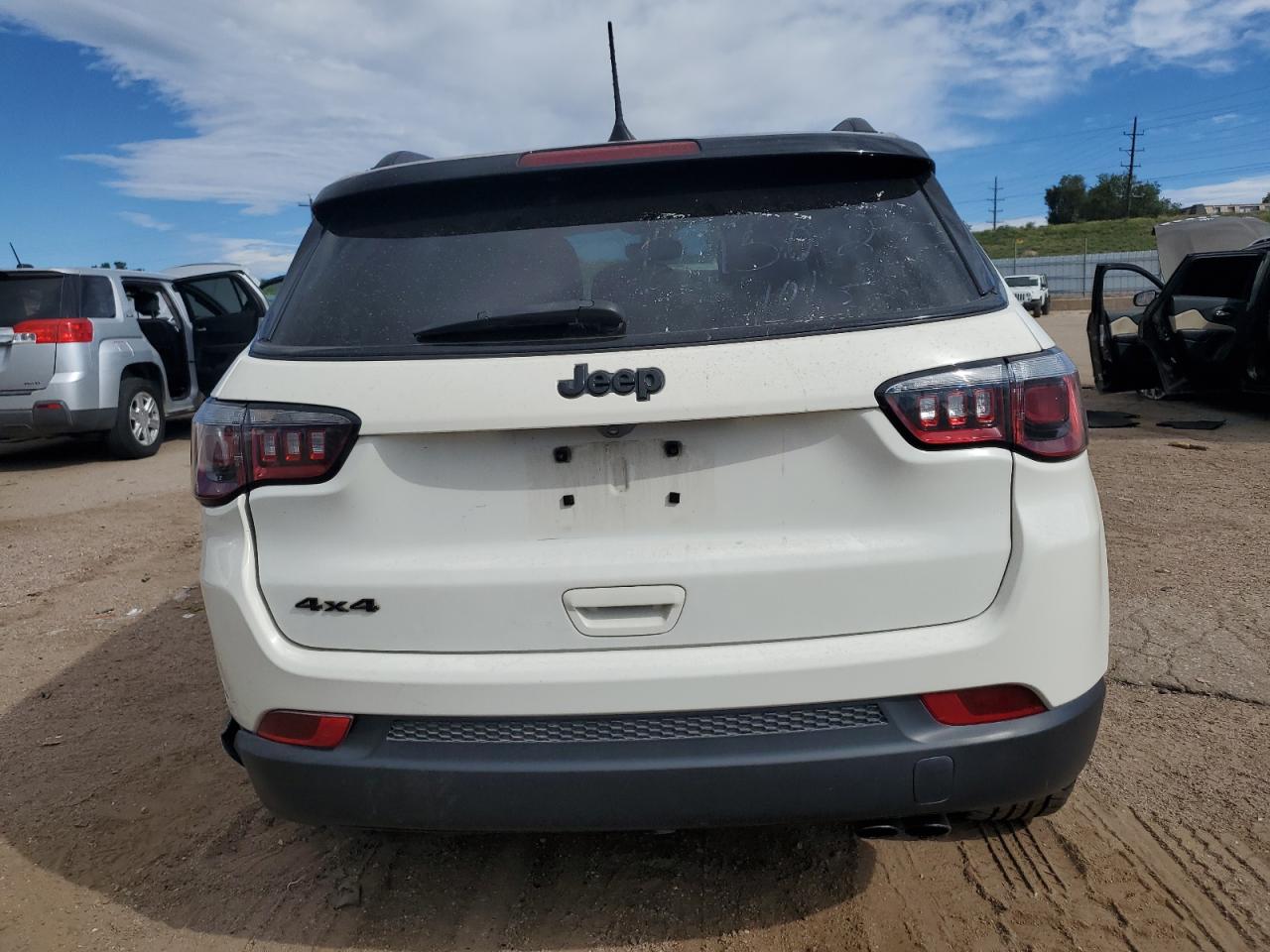 JEEP COMPASS LATITUDE