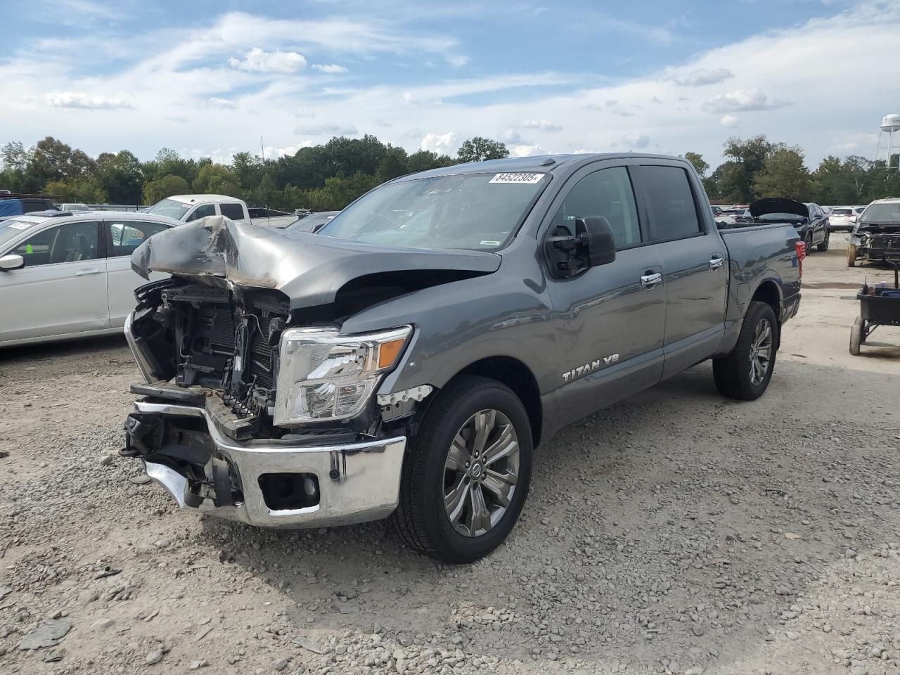  Salvage Nissan Titan