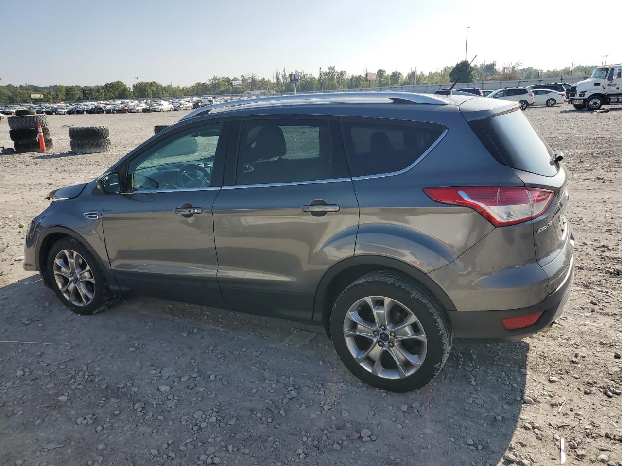 FORD ESCAPE TITANIUM