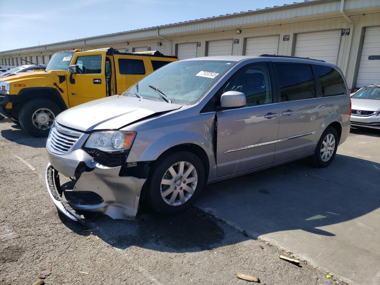 CHRYSLER TOWN & COUNTRY TOURING