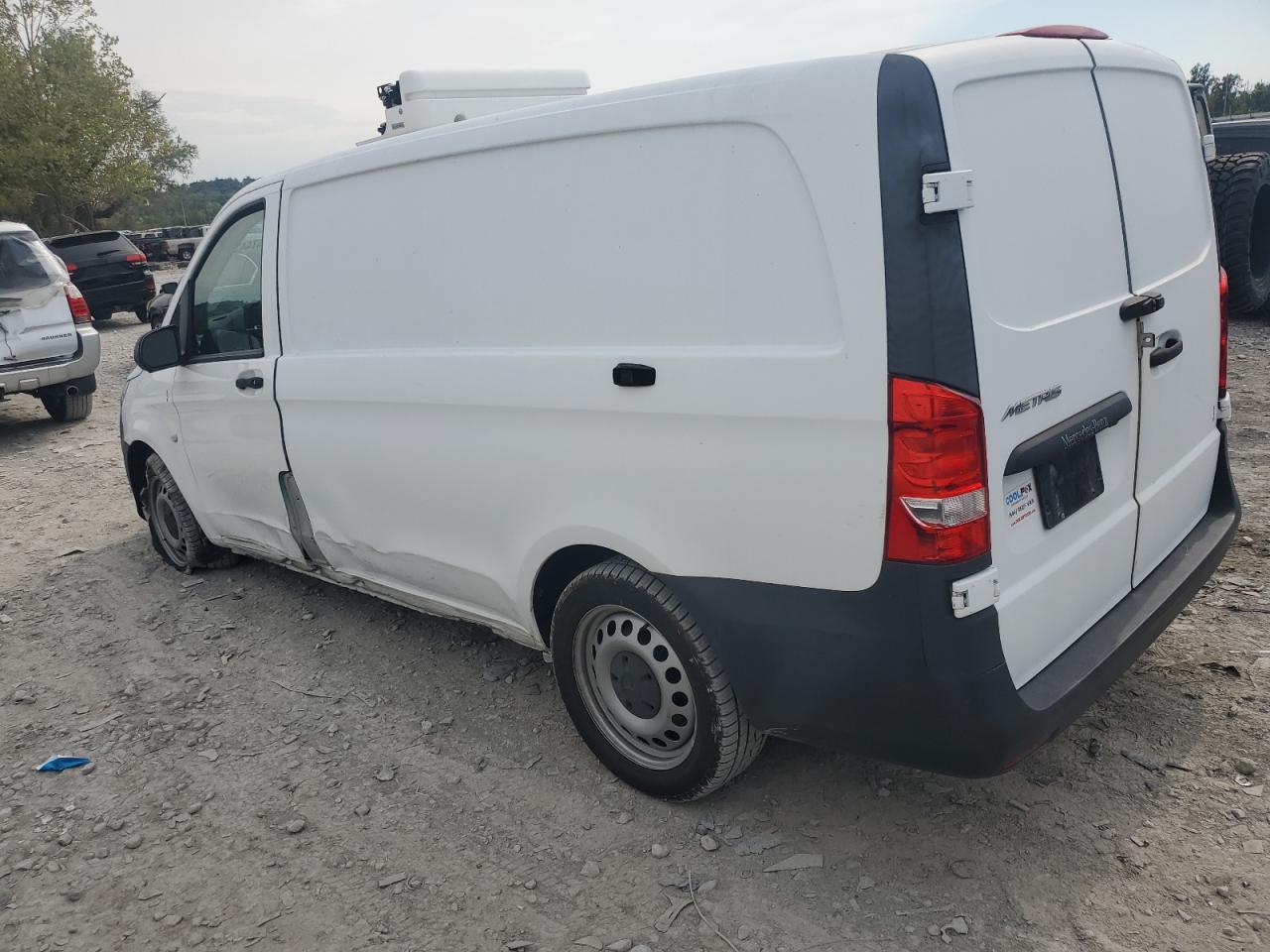 MERCEDES-BENZ METRIS