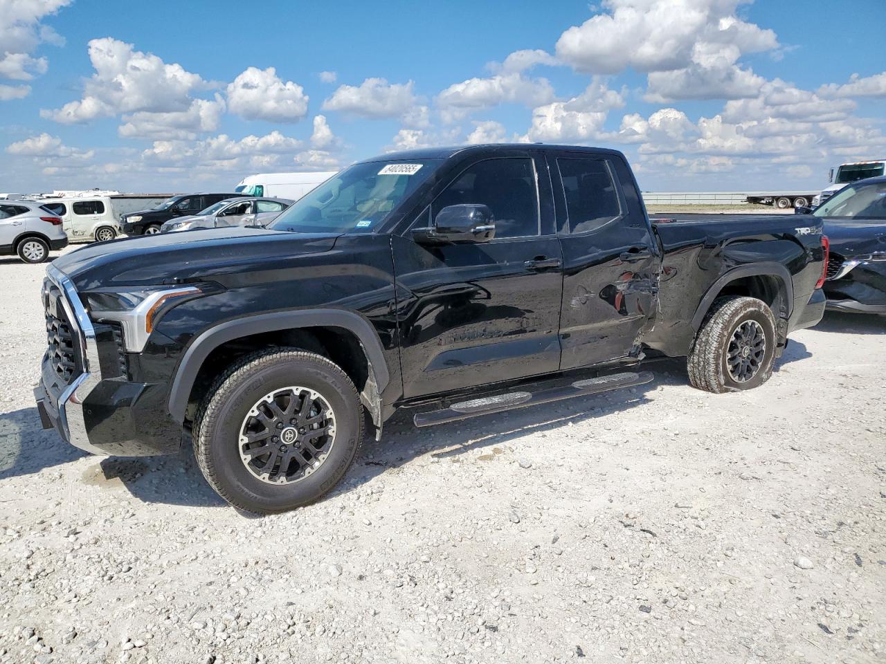 TOYOTA TUNDRA DOUBLE CAB SR