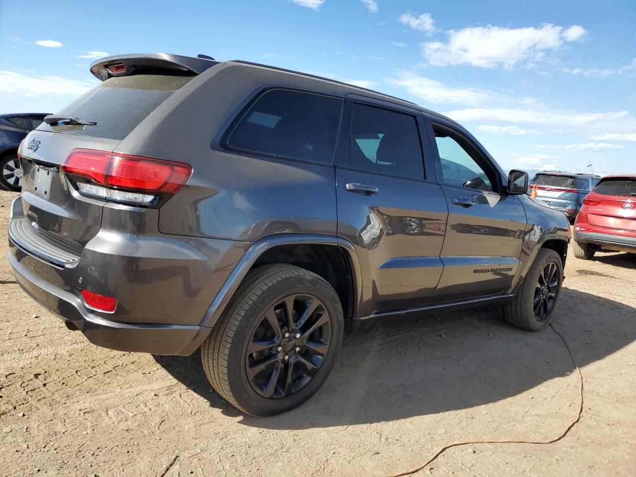 JEEP GRAND CHEROKEE LAREDO