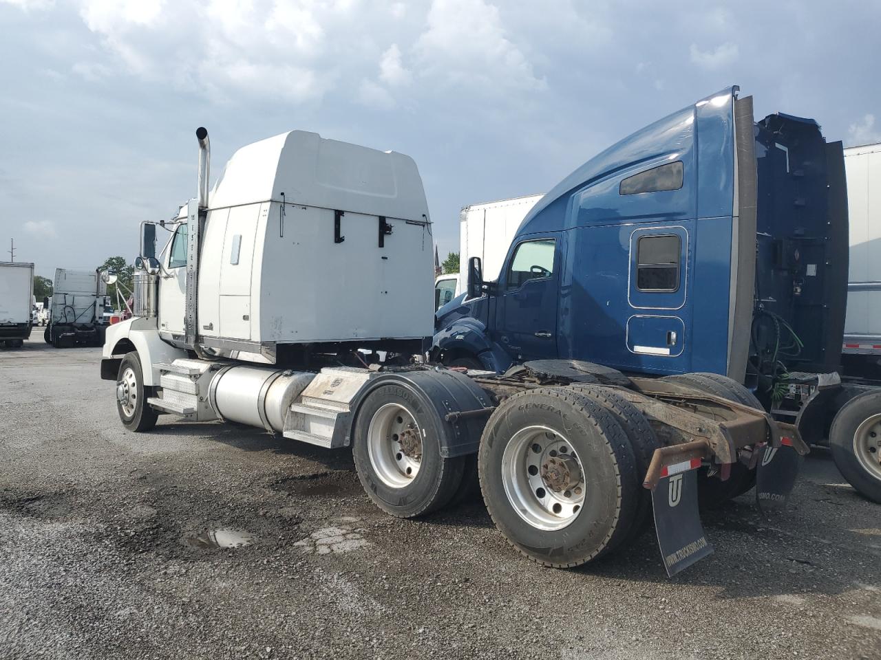 Lot #3246122093 2012 WESTERN STAR/AUTO CAR CONVENTION