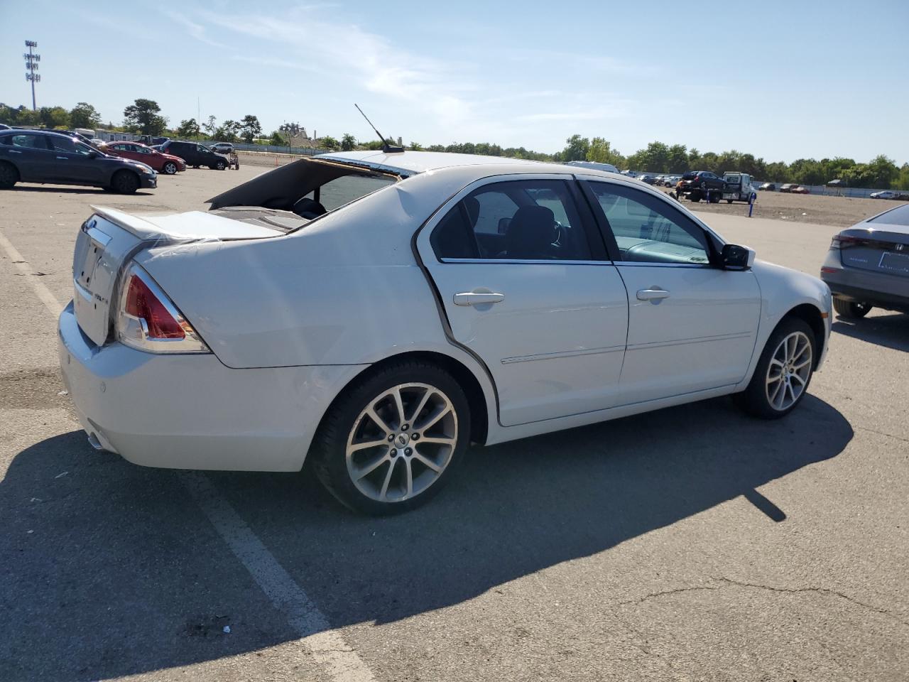 Lot #3290198228 2009 FORD FUSION SEL