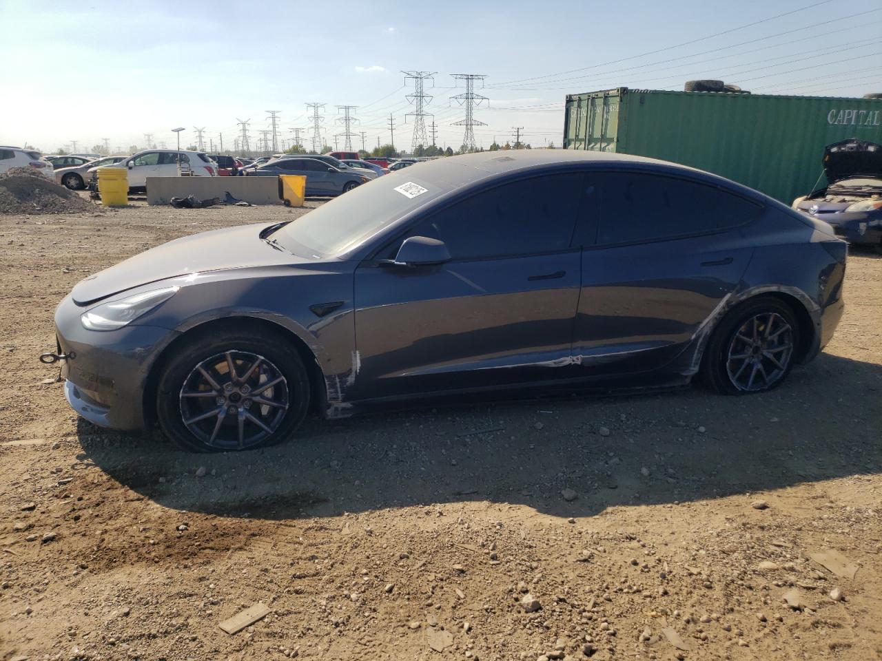 TESLA MODEL 3