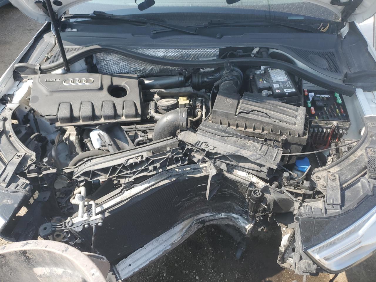 AUDI Q3 PREMIUM PLUS