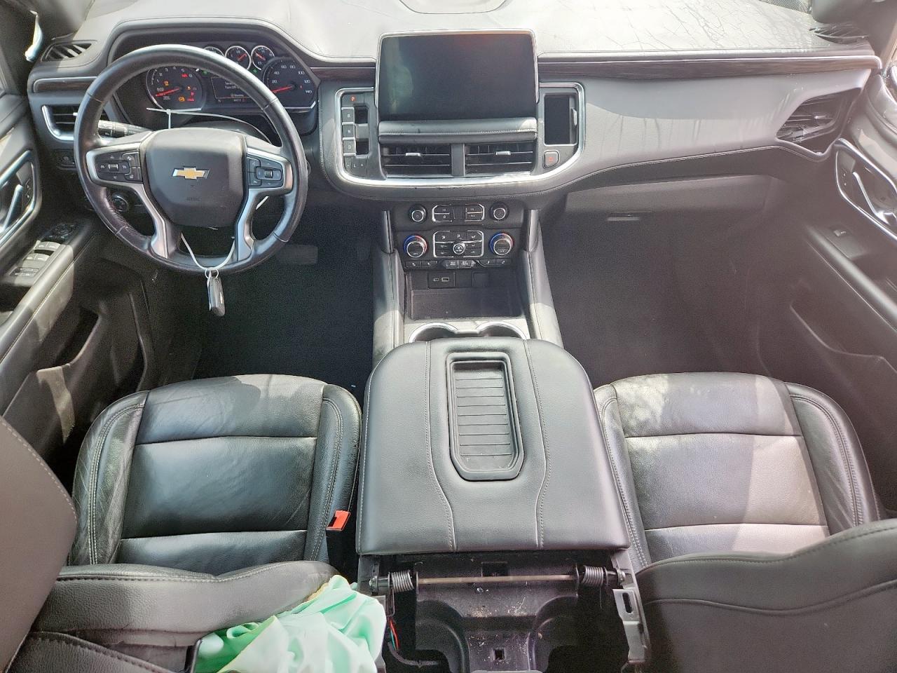 CHEVROLET SUBURBAN C1500 LT