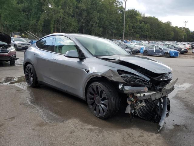 2025 TESLA MODEL Y 7SAYGDEF5SF304631