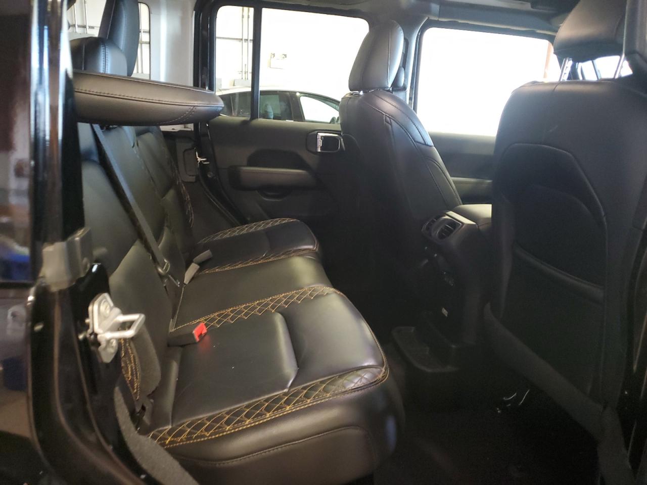 JEEP WRANGLER SAHARA