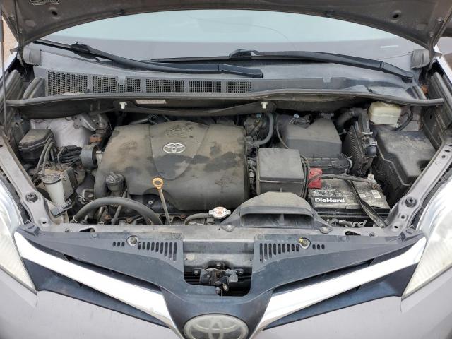 2019 TOYOTA SIENNA LE 5TDKZ3DC5KS972195