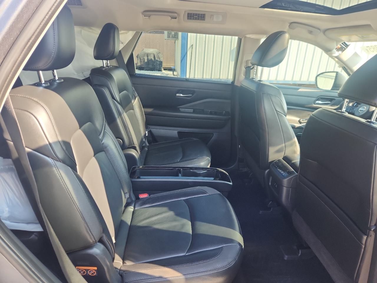 NISSAN PATHFINDER SL