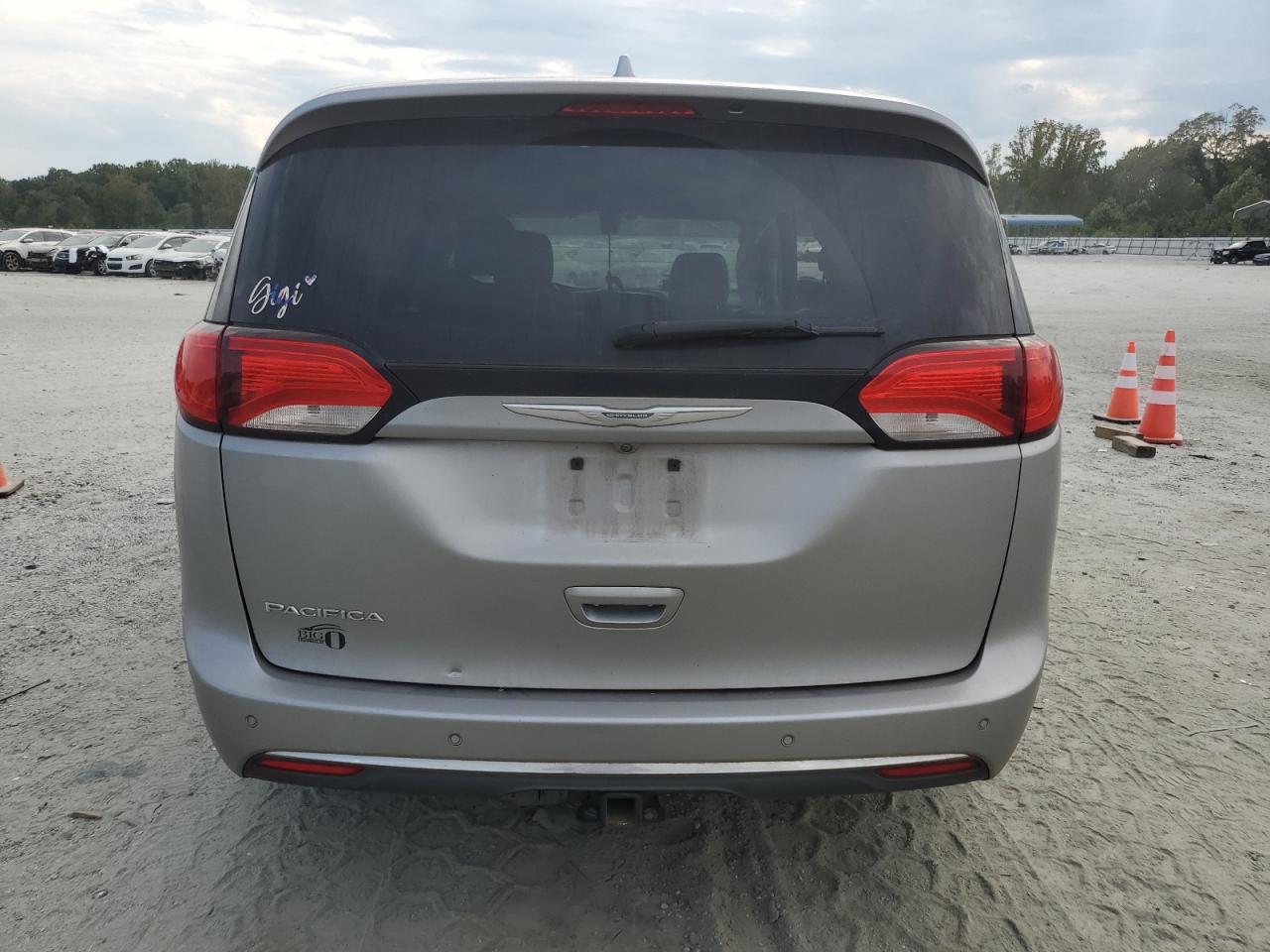 CHRYSLER PACIFICA TOURING L PLUS