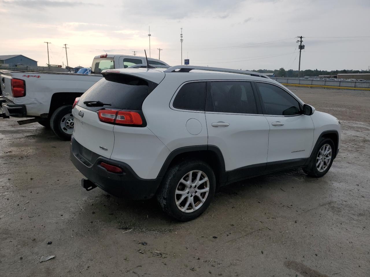 JEEP GRAND CHEROKEE LATITUDE