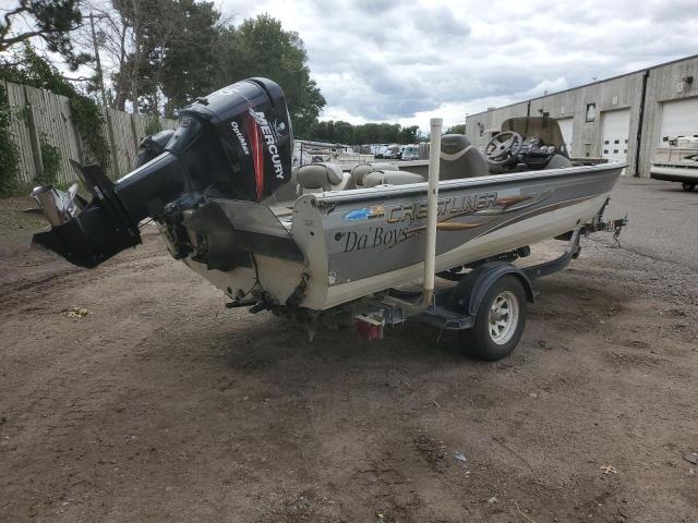 2005 CRESTLINER BOAT #3279695913