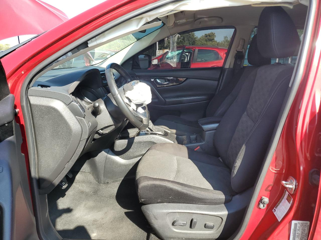 NISSAN ROGUE SPORT S