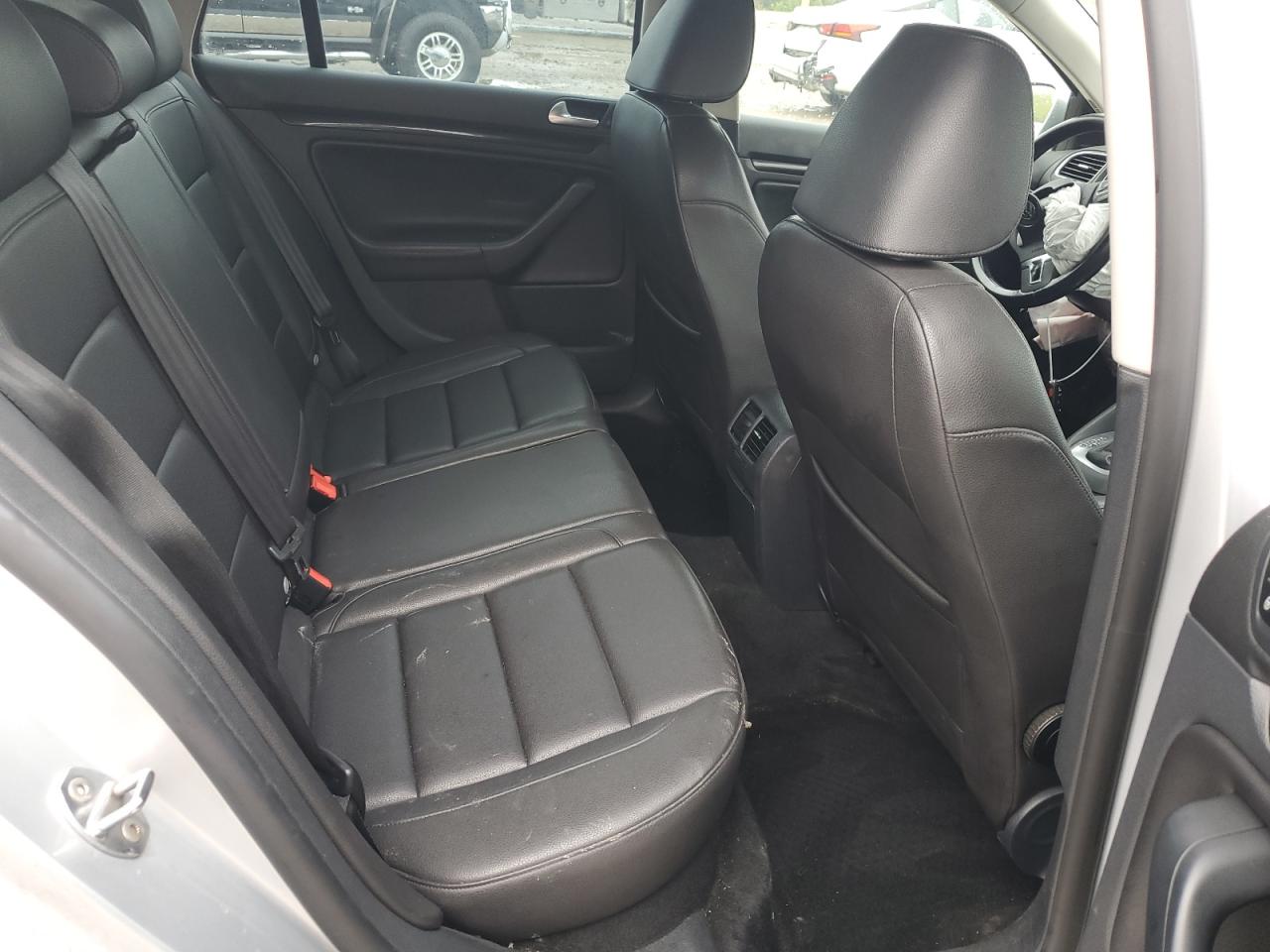 VOLKSWAGEN JETTA TDI