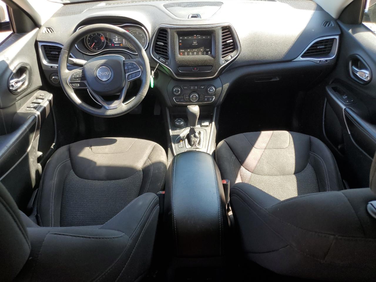 JEEP GRAND CHEROKEE LATITUDE