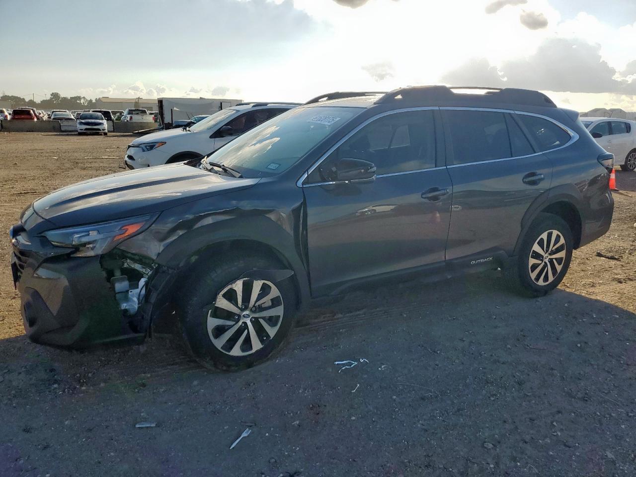 SUBARU OUTBACK PREMIUM